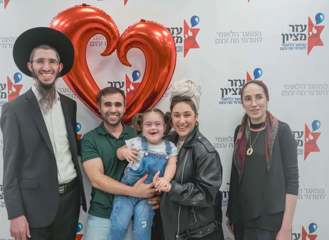 “התפללנו עליה שנה בלי לדעת את שמה” – הסיפור של הילה שניצחה את הלוקמיה בפעם השנייה