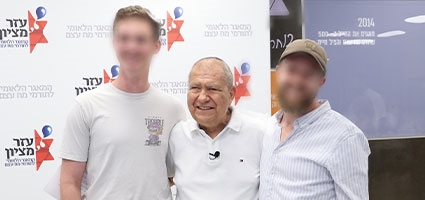 An exciting meeting between a bone marrow donor and his comrade in reserves – who saved his father’s life, a rare and inspiring story of giving, unity and closure